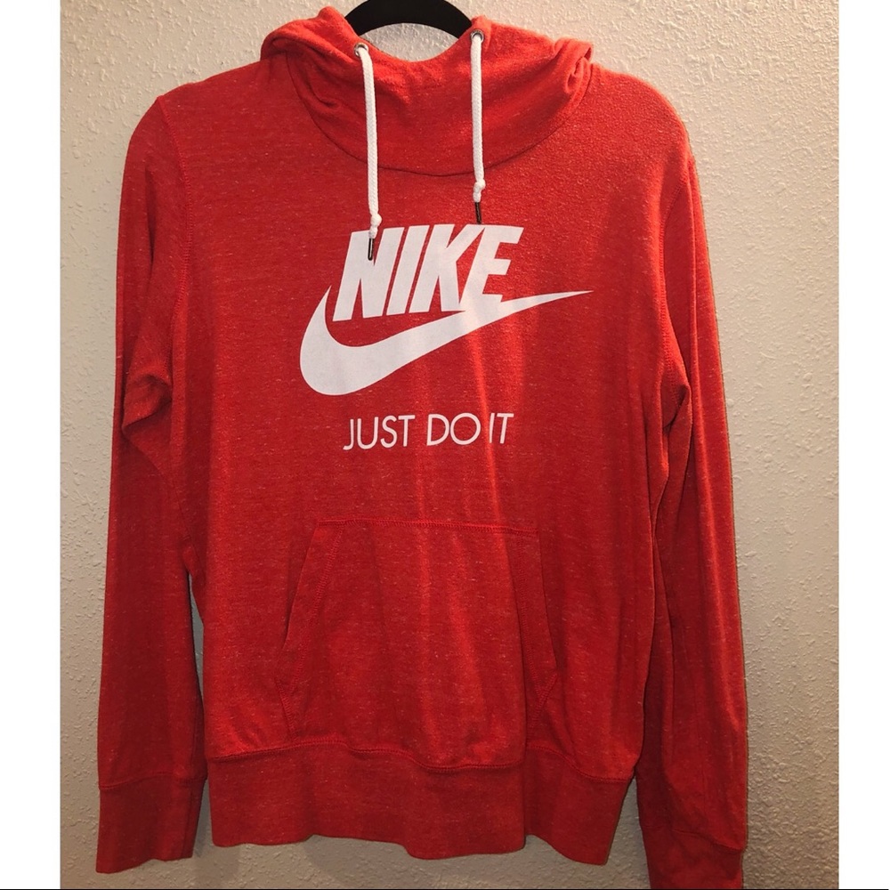 Nike pullover hooded sweatshirt